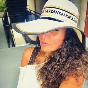 Meet your Posher, Ruri